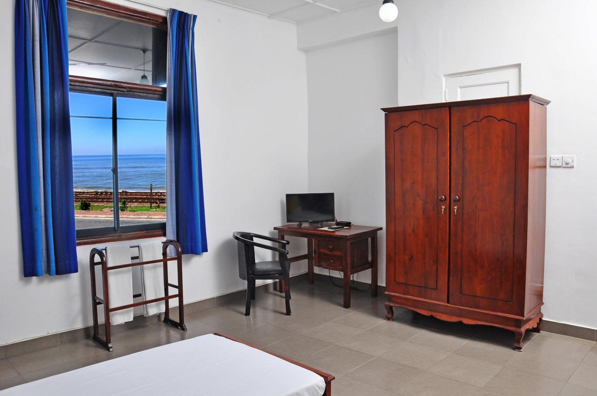Sea View Hotel Kolombo Zewnętrze zdjęcie