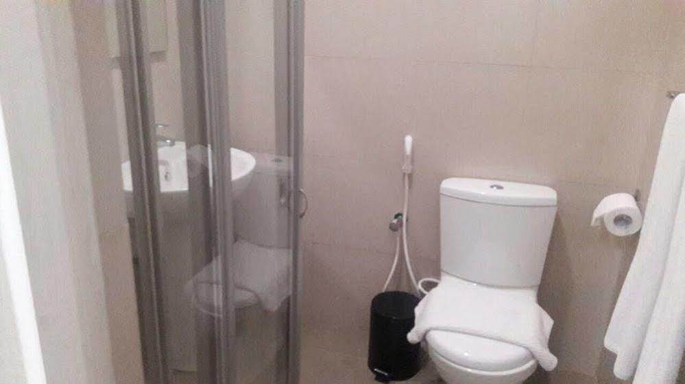 Sea View Hotel Kolombo Zewnętrze zdjęcie
